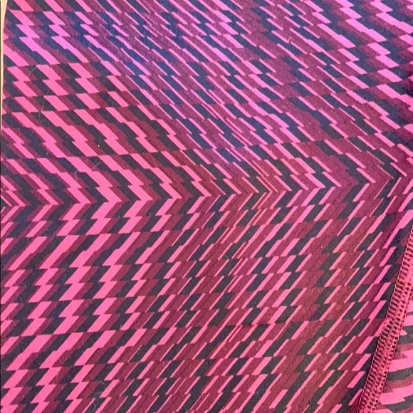 NWT lululemon legging - Picture 4 of 6